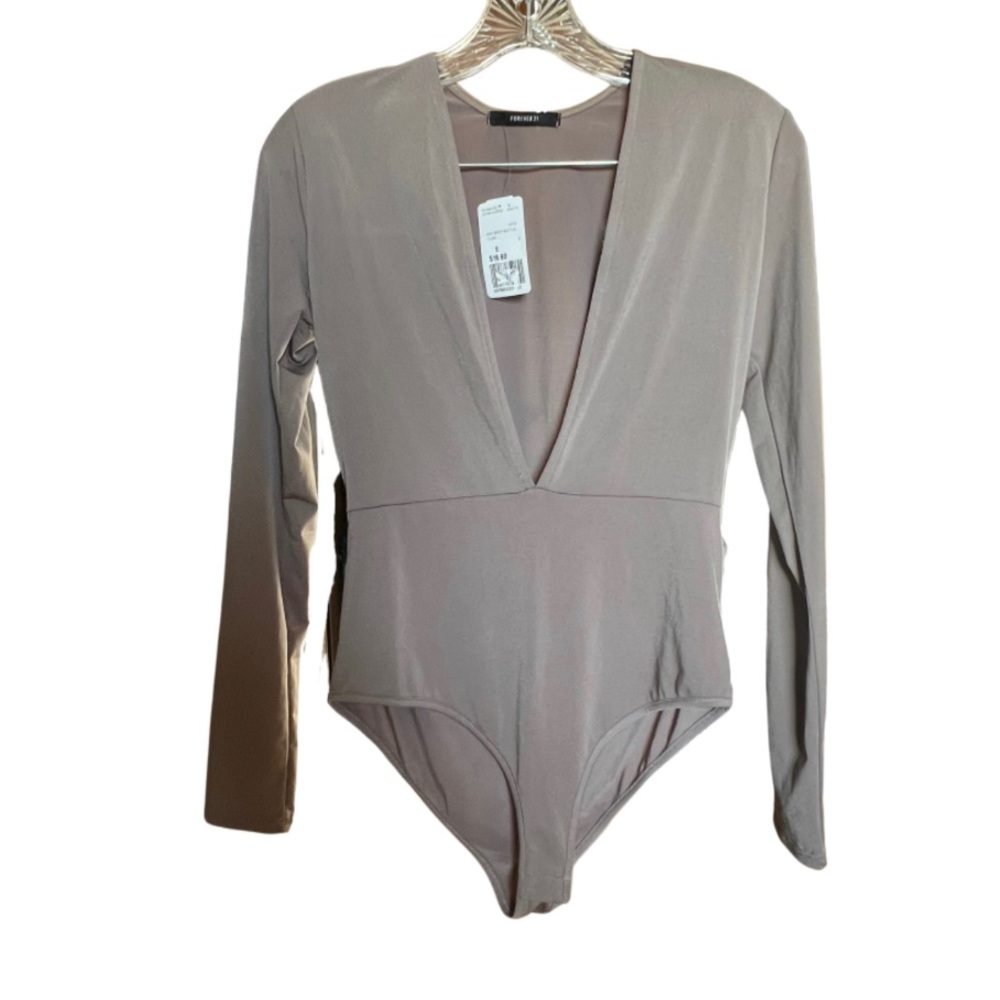 Forever 21 Womens size S long sleeve bodysuit